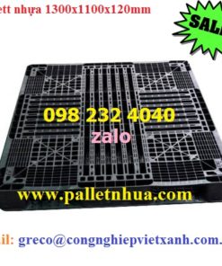 Pallet nhựa đen dùng trong xuất khẩu 1300x1100x120mm